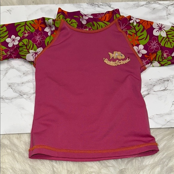 Kids' Pink Rash Guard - Picture 2 of 5